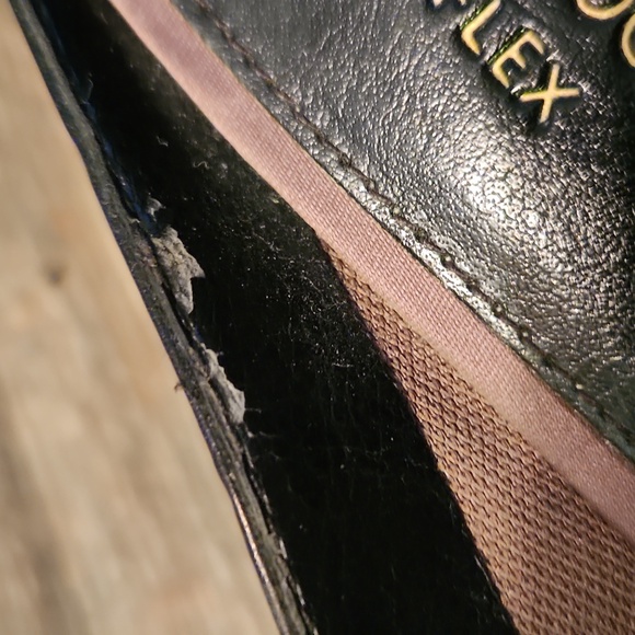 Liz Claiborne Flex Mini-Heel Close-Toed Dress Shoe - Size 8M - Picture 6 of 7